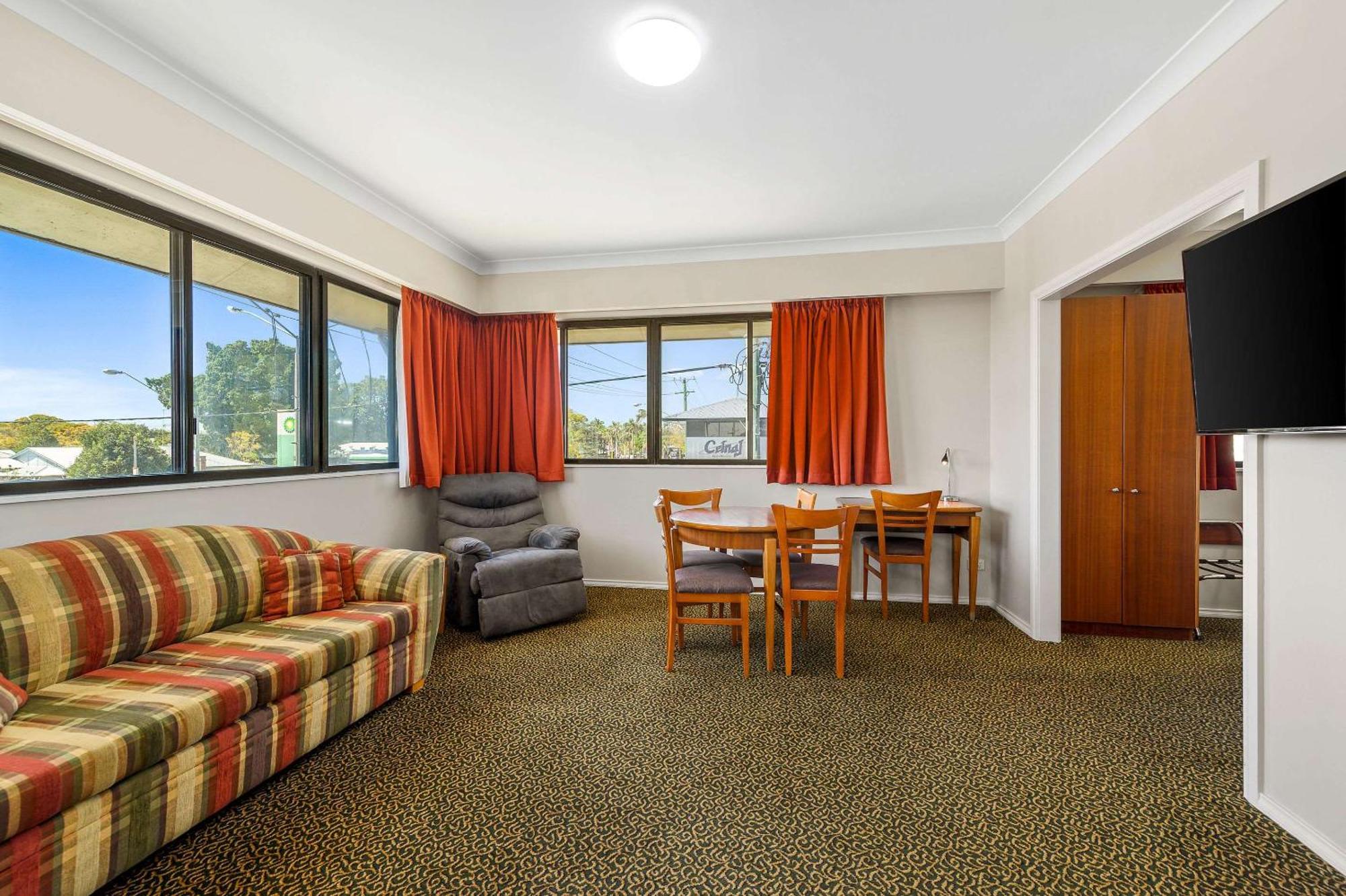 Quality Inn Grafton Exterior photo